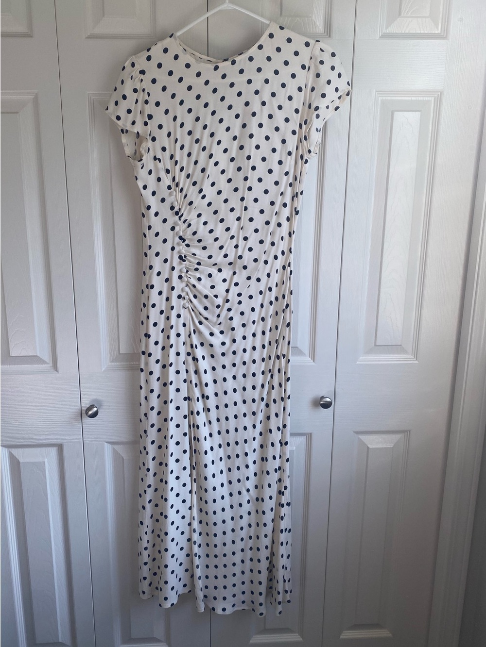 Reformation Frasier Midi Dress with Polka Dots Size 8 - Picture 2 of 7